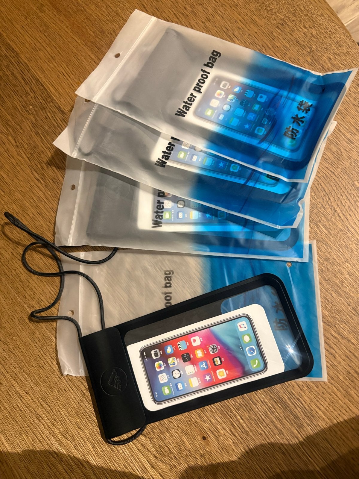 Waterdichte telefoonhoesjes - Bescherming voor je smartphone, Telecommunicatie, Ophalen of Verzenden, Nieuw, Bescherming, Universeel