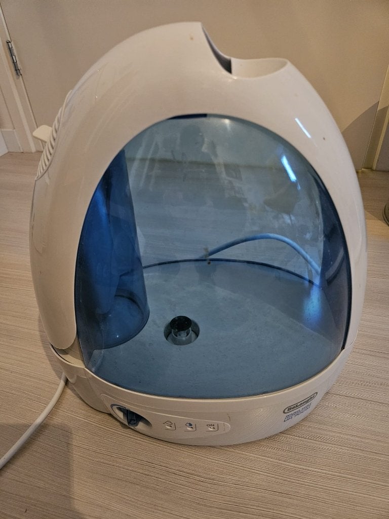 DeLonghi luchtbevochtiger UH700M, Witgoed en Apparatuur, Luchtbehandelingsapparatuur, Ophalen of Verzenden, Gebruikt, Luchtbevochtiger