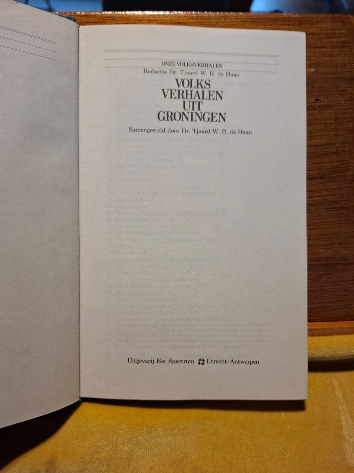 Volksverhalen uit Groningen - Dr. Tjaard W. R. de Haan, Ophalen of Verzenden, Gelezen, Dr. Tjaard W. R. de Haan, Overige