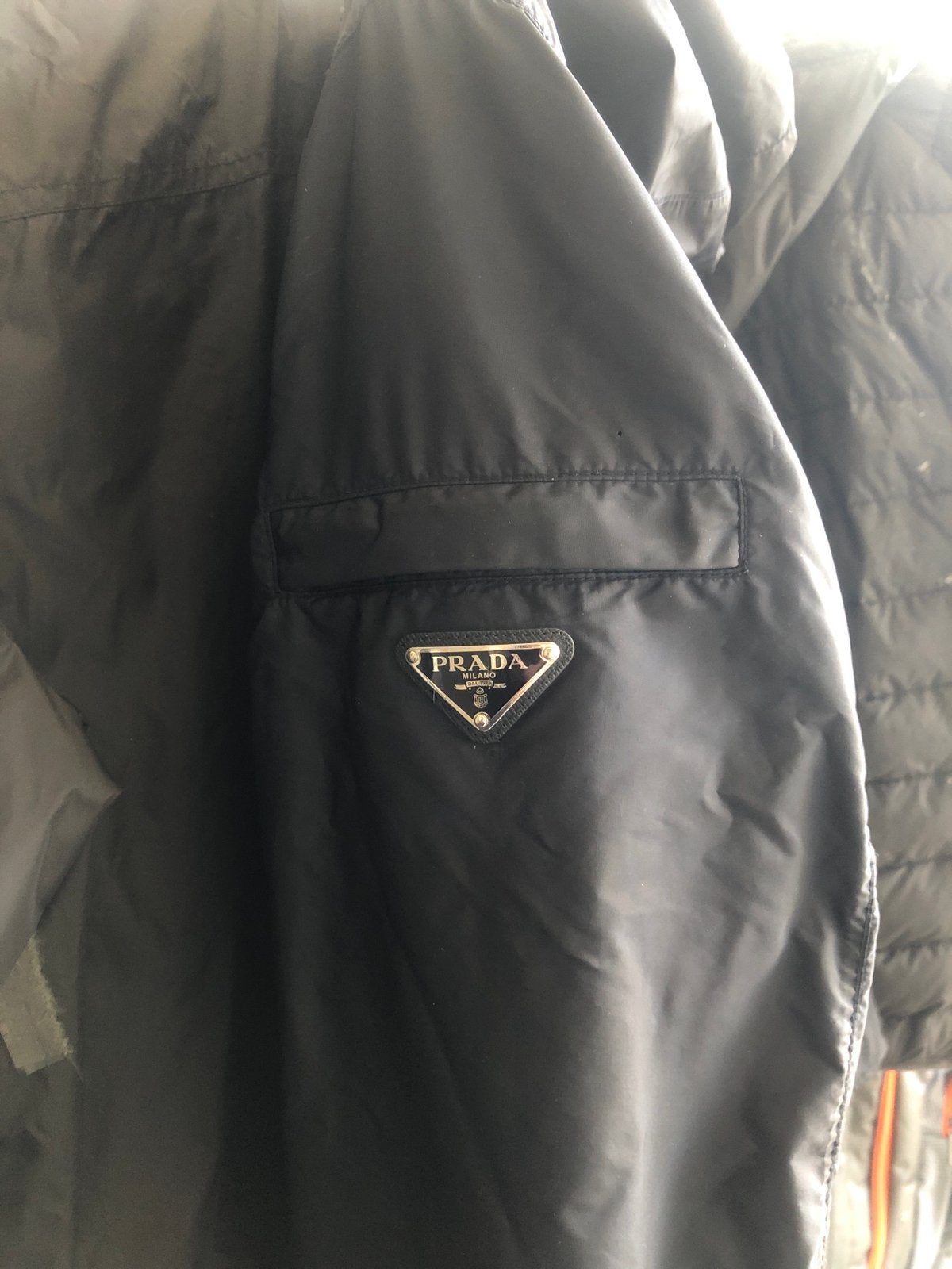 Prada Jas Zwart Maat 46 (S) - Stijlvolle Herenjas, Kleding | Heren, Jassen | Zomer, Ophalen, Zo goed als nieuw, Maat 46 (S) of kleiner