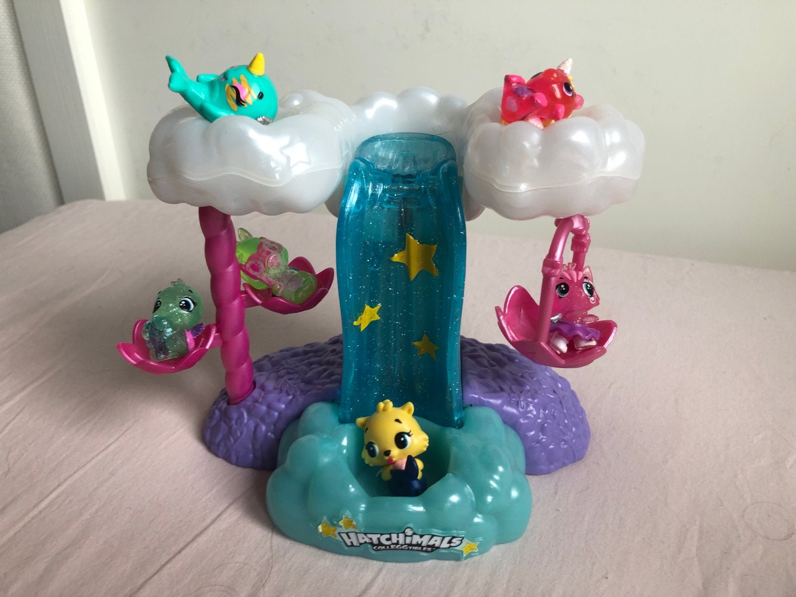 Hatchimals CollEGGtibles Wolkenwereld Speelset met 5 figuren, Ophalen of Verzenden, Zo goed als nieuw, Meisje