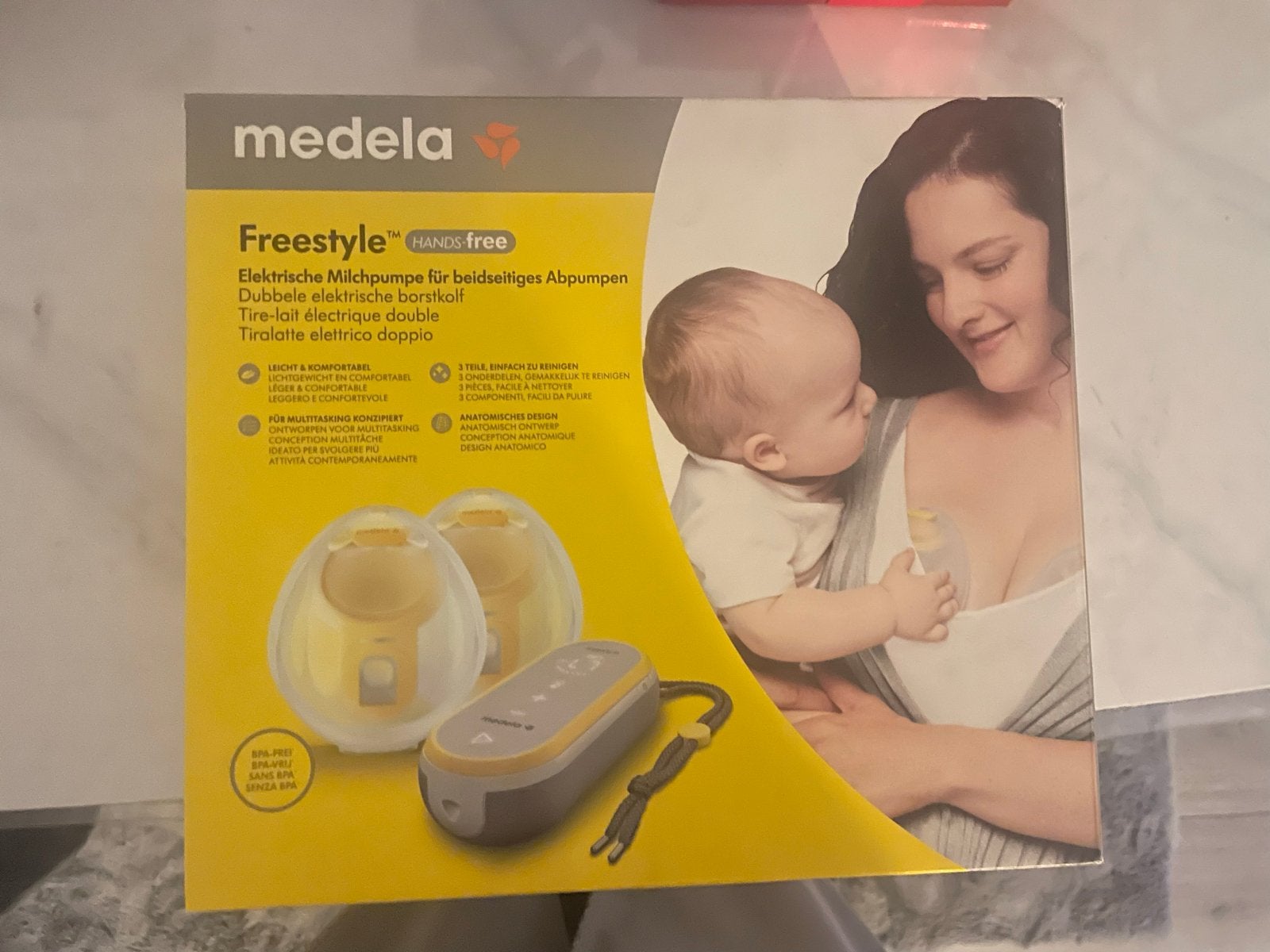 Medela Freestyle Hands-free dubbele elektrische borstkolf, Ophalen of Verzenden, Zo goed als nieuw