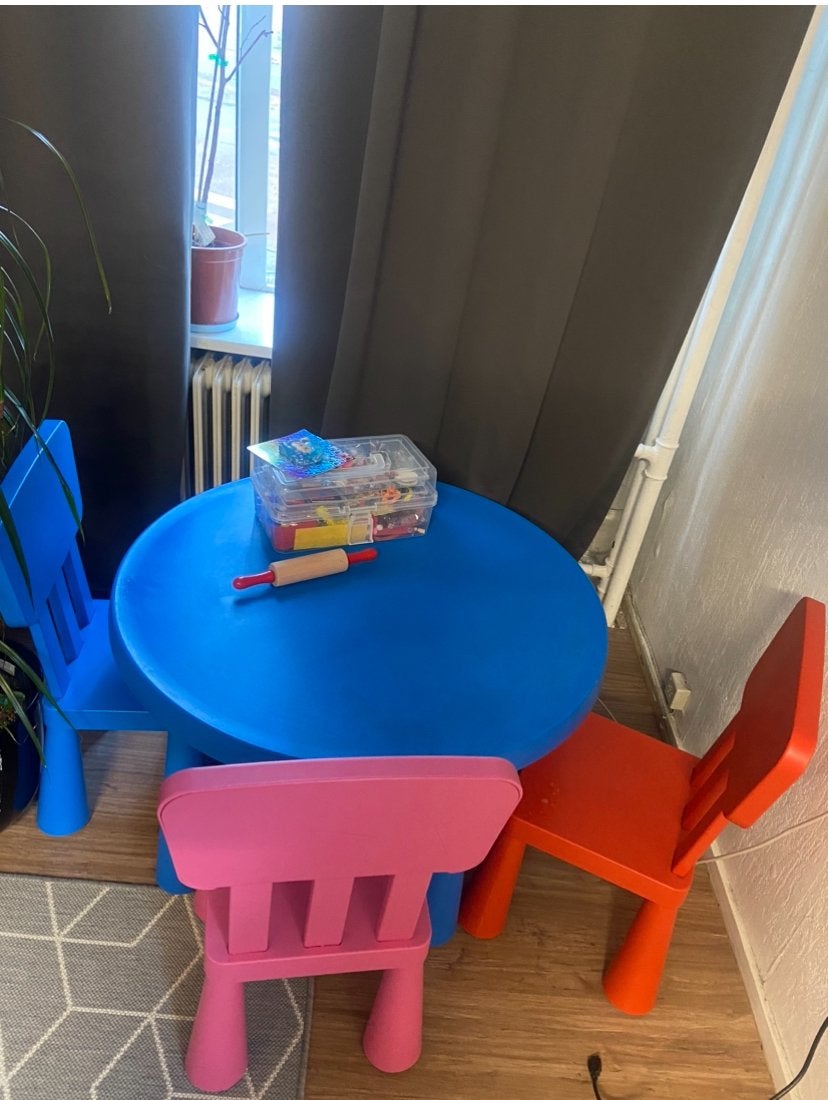 Kids speeltafel met 3 stoeltjes, Ophalen of Verzenden, Gebruikt