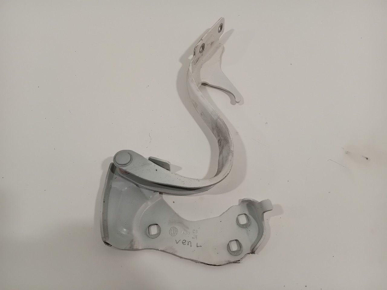 Motorkapscharnier links Fiat 500, Onderdelen@venauto.nl, Van der Ven Autorecycling B.V., Gebruikt, Ettenseweg 76, 4706 PB Roosendaal, The Netherlands