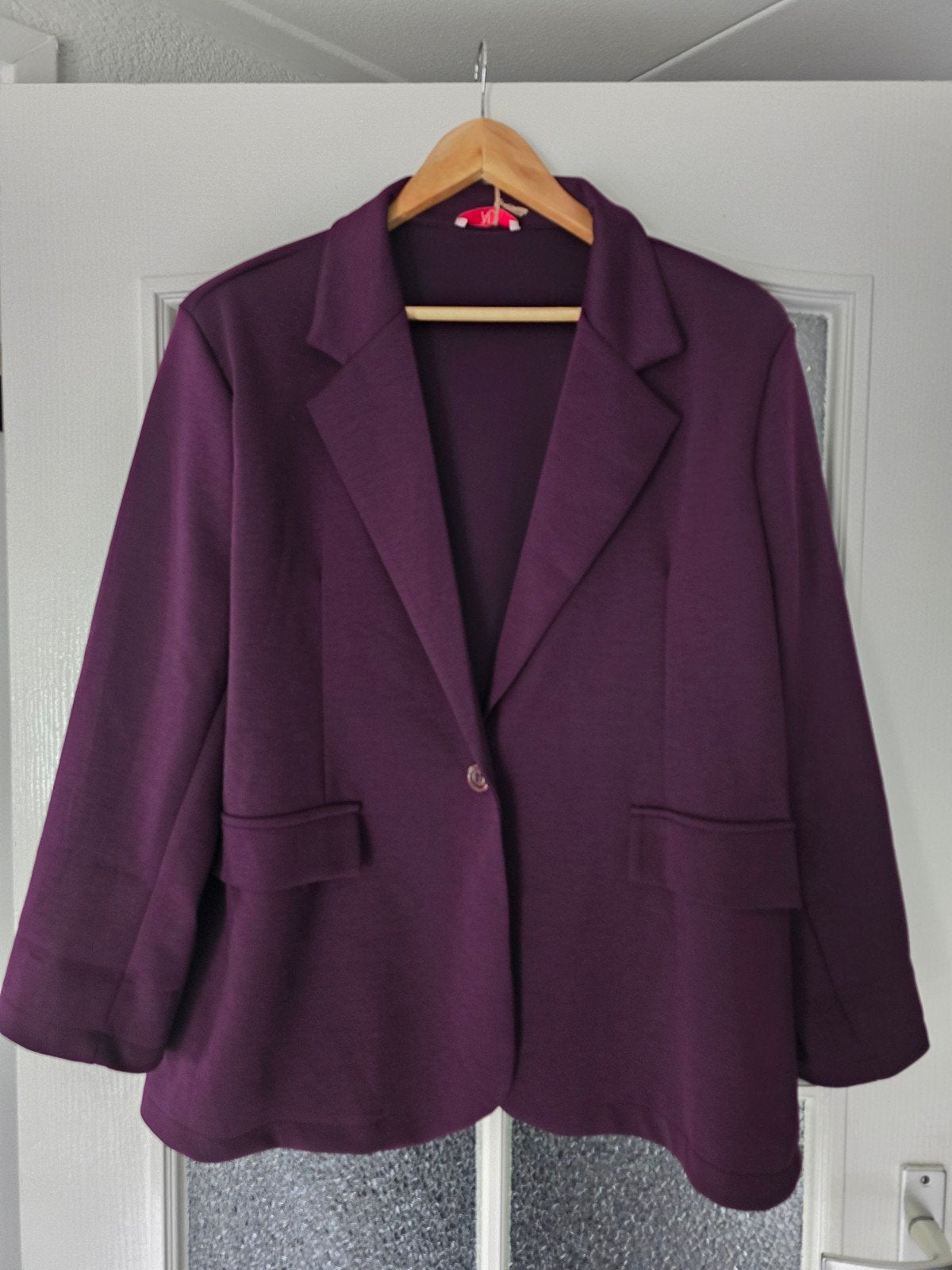 nieuw jog blazer aubergine 44 46, Ophalen of Verzenden, Nieuw, Maat 42/44 (L), Bruin