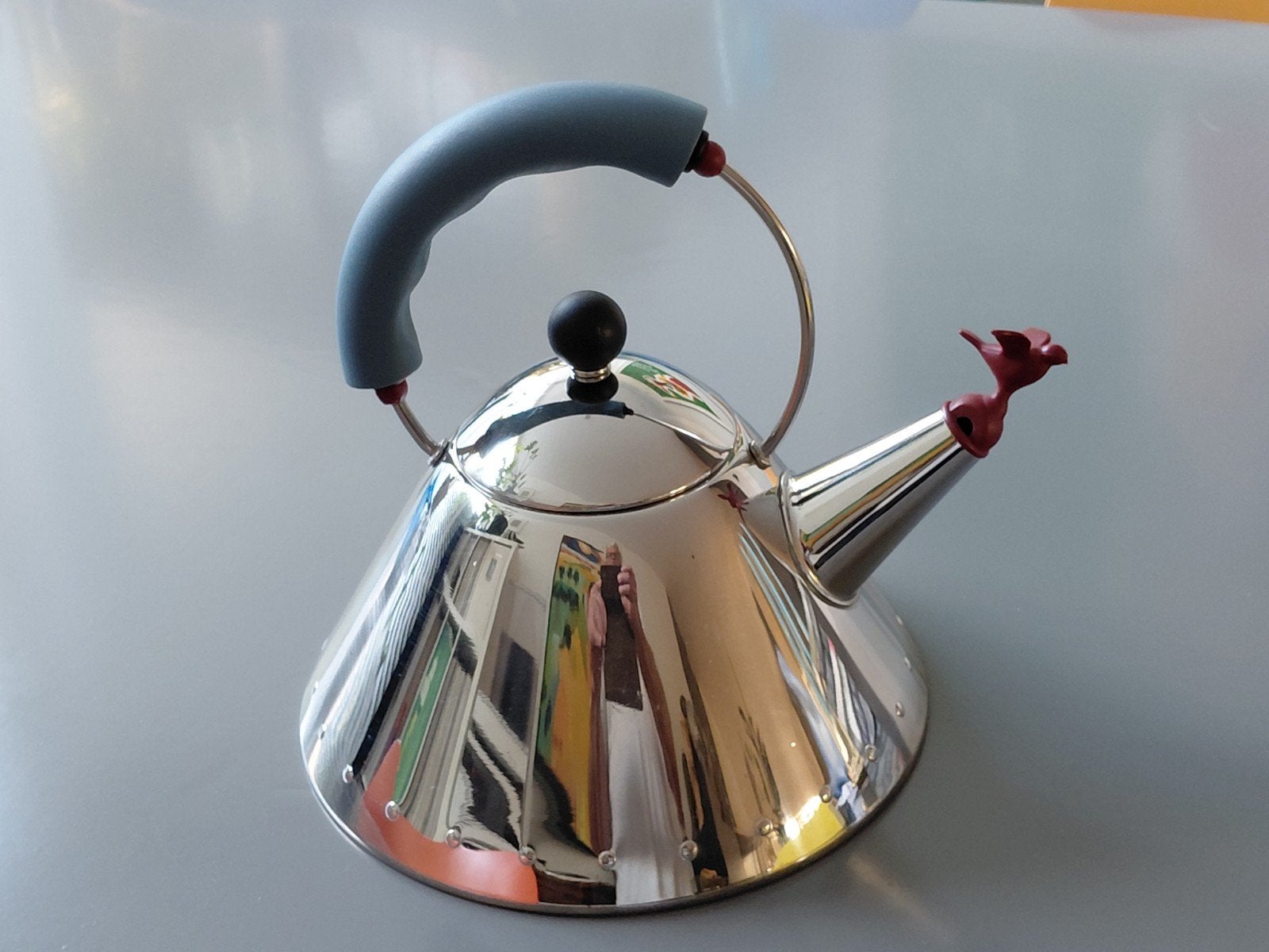 Alessi fluitketel, design klassieker, goed als nieuw, Theepot/fluitketel, Zilver, Ophalen of Verzenden, Zo goed als nieuw