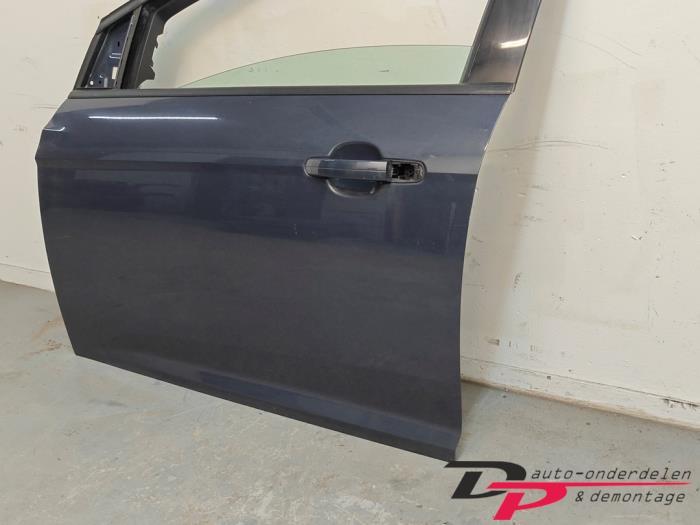 Portier 4Deurs links-voor van een Ford Focus (EB), Gebruikt, -, Deur, -