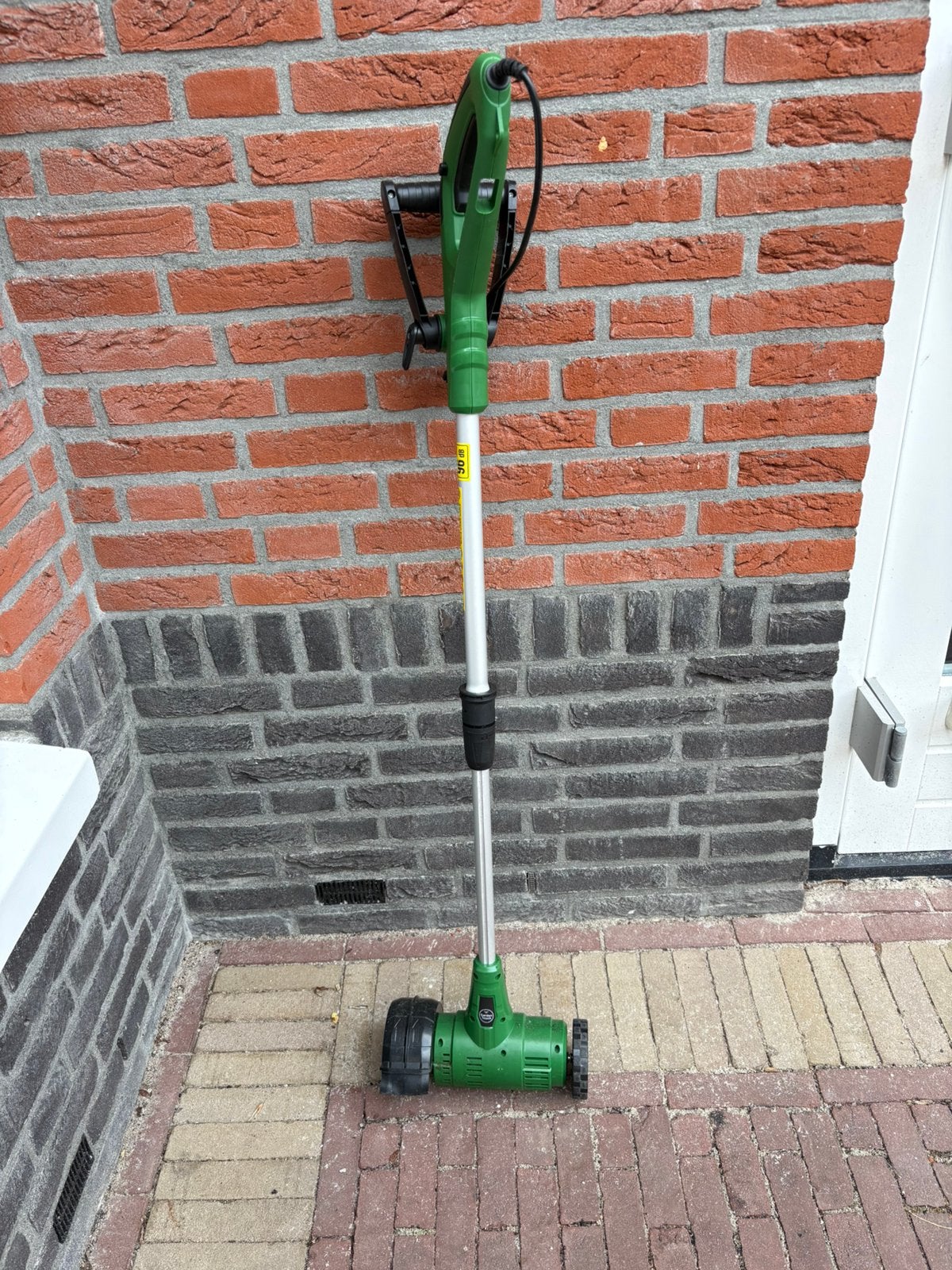 Onkruidborstel elektrisch, Tuin en Terras, Ophalen, Zo goed als nieuw