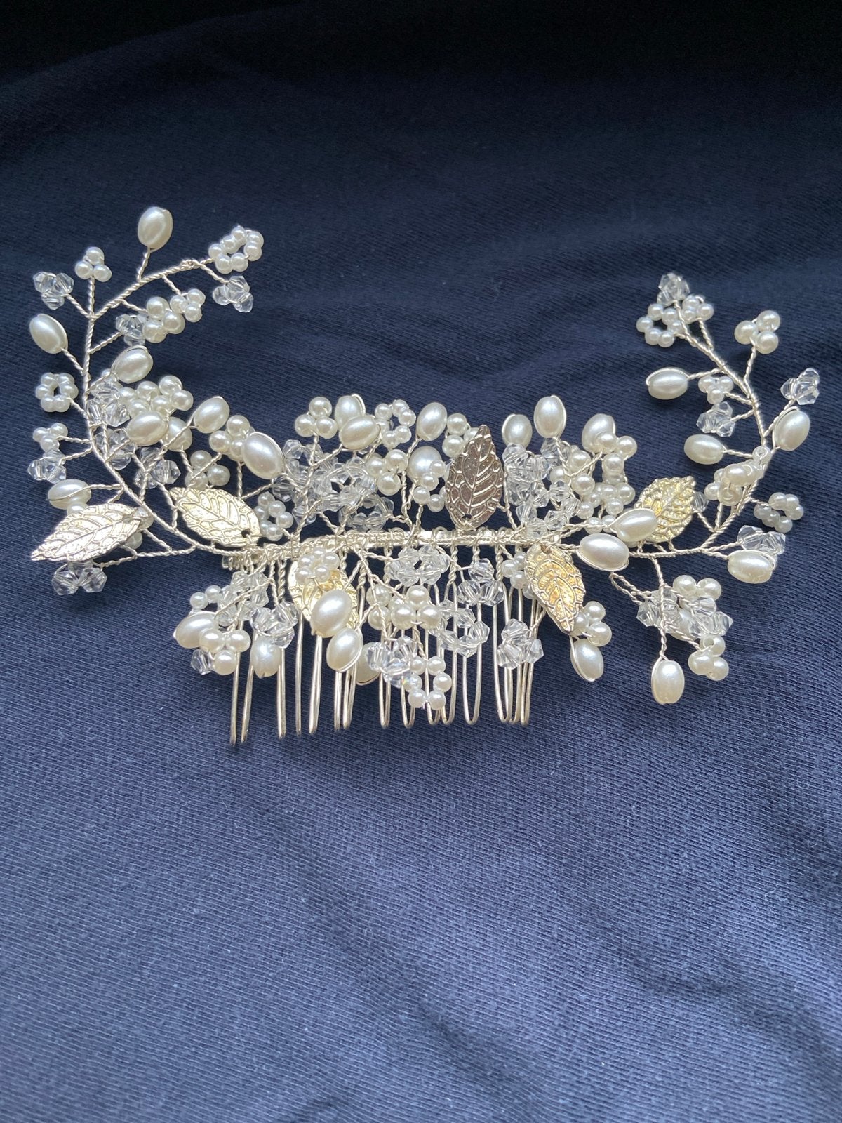 Elegante trouwaccessoire, haarkam  met parels en kristallen, Ophalen of Verzenden, Nieuw, Wit, Accessoires