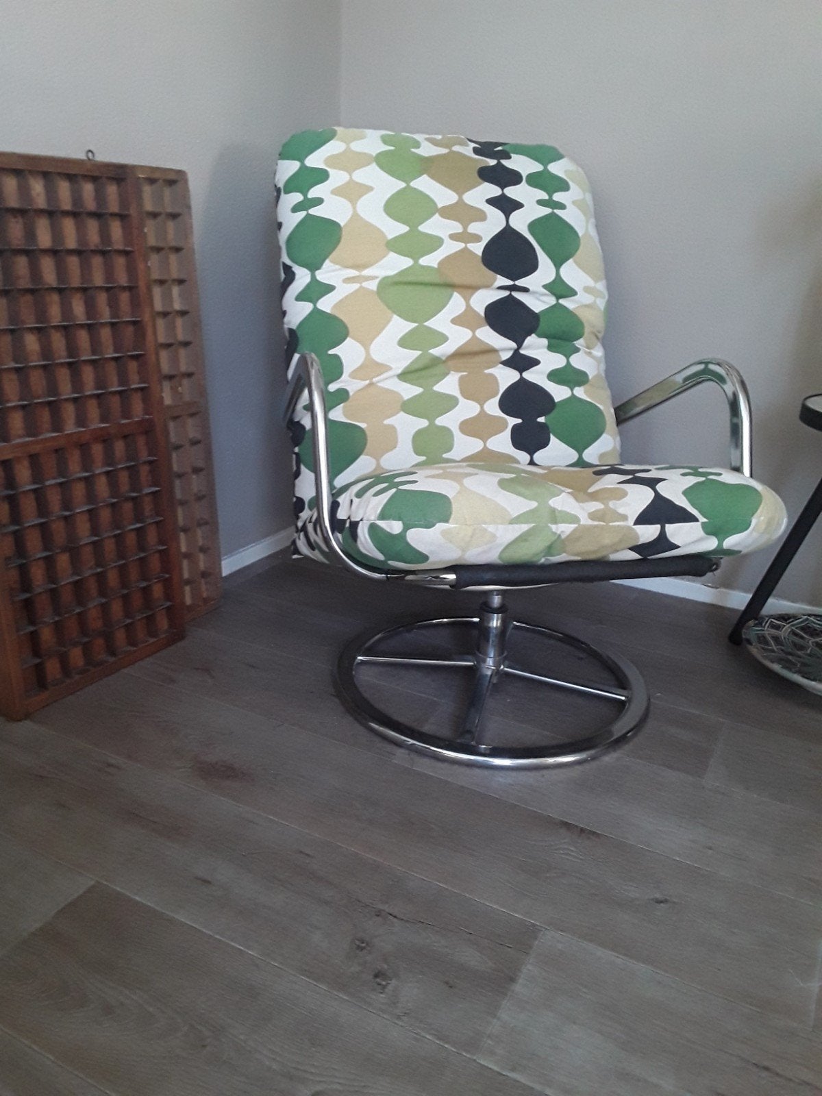 Retro draaifauteuil IKEA Smedsta met unieke bekleding, Ophalen