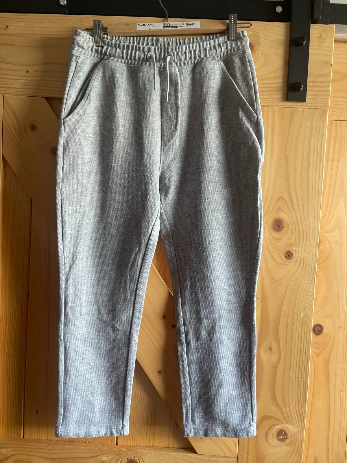 Grijze joggingbroek maat 158/164 met koord, Kinderen en Baby's, Kinderkleding | Maat 158, Ophalen of Verzenden, Zo goed als nieuw