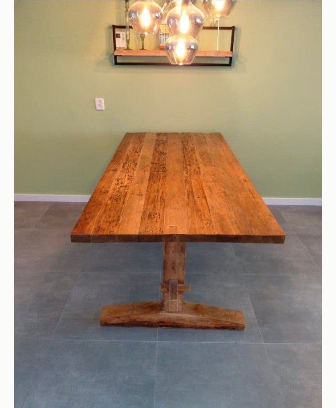 Robuuste houten eettafel - massief en sfeervol, Huis en Inrichting, Tafels | Eettafels, Ophalen, 50 tot 100 cm, Zo goed als nieuw