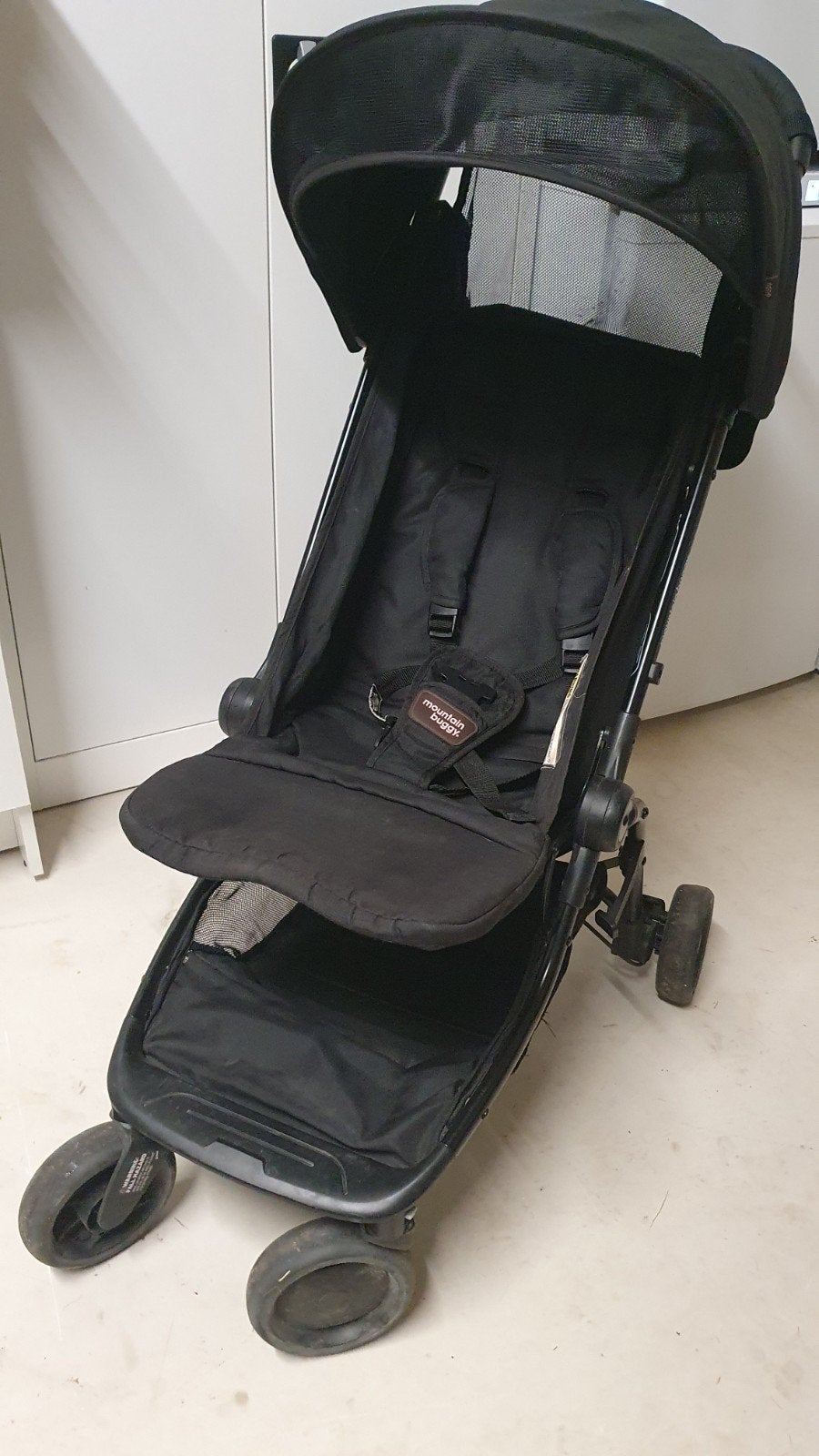 Mountain Buggy Nano V2 - Compacte en lichte buggy, Ophalen, Gebruikt, Overige merken