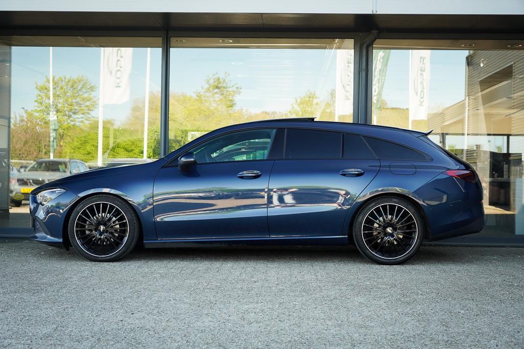 Mercedes-Benz CLA-klasse Shooting Brake 180 d / Aut / Pano /, CLA, 4 cilinders, Blauw, 116 pk