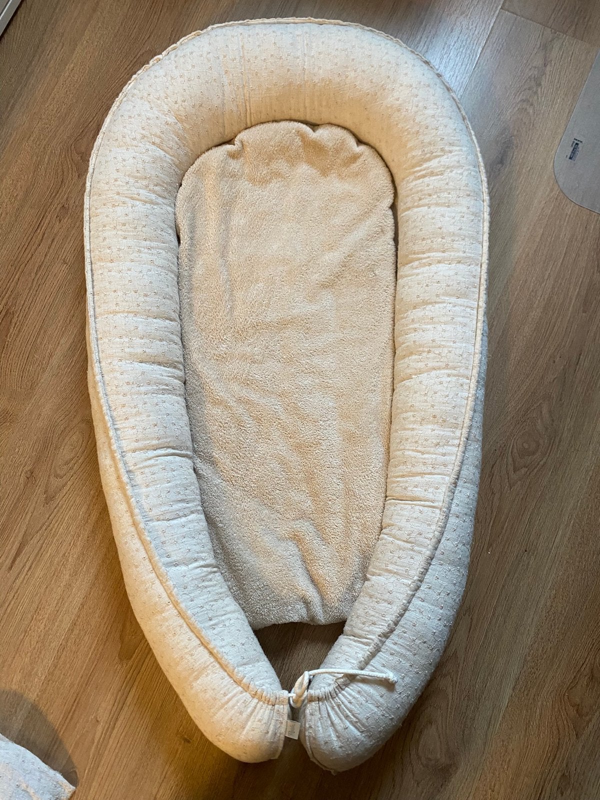 Roisin baby nestje, Kinderen en Baby's, Babymode-accessoires, Ophalen, Zo goed als nieuw