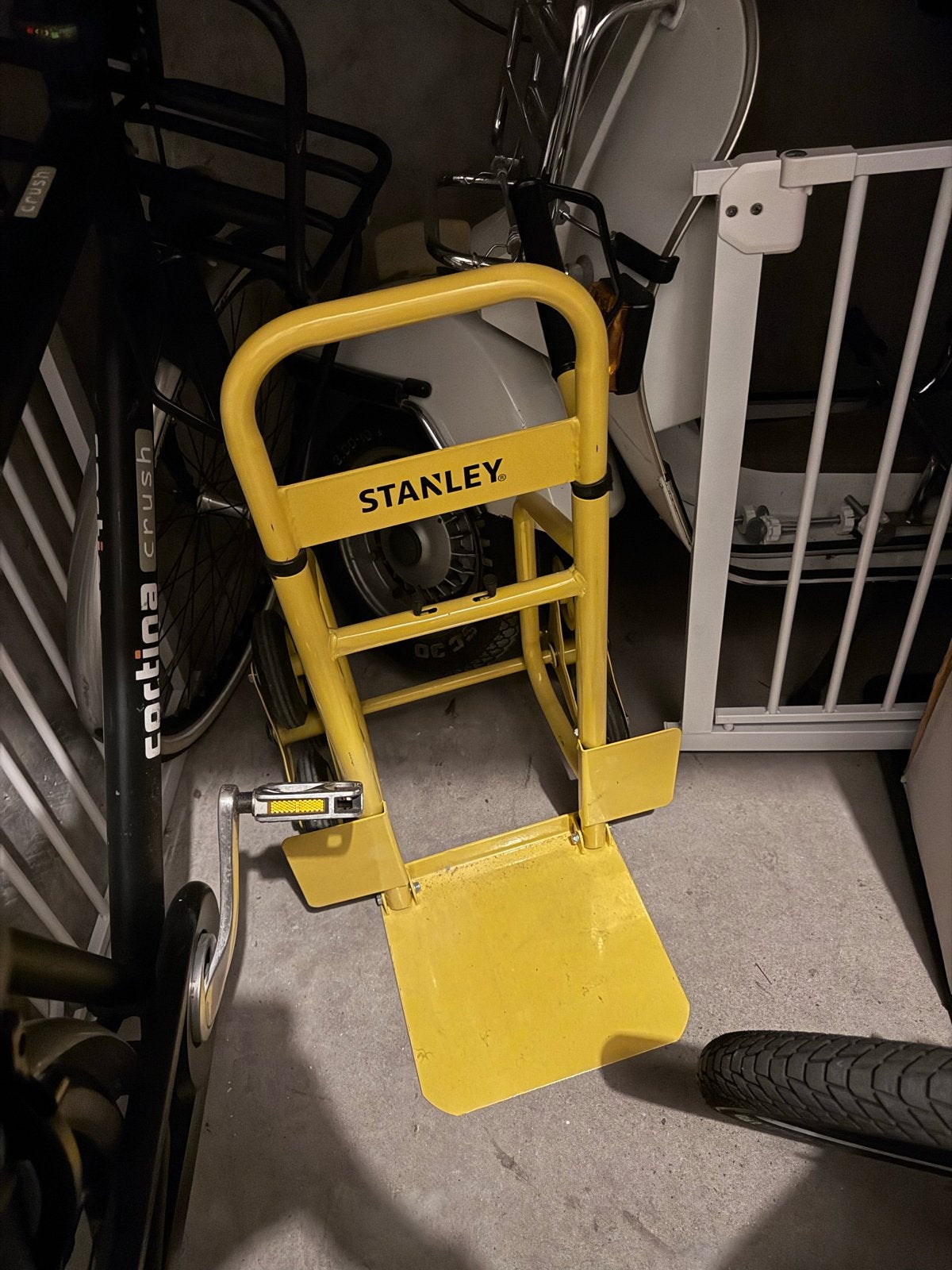 Stanley opvouwbare steekwagen 120 kg, Ophalen, Zo goed als nieuw, Steekwagen