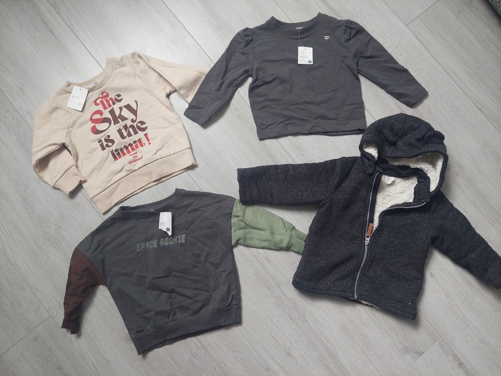 truien maat 92 jongen trui vest sweater borgvest, Ophalen of Verzenden, Zo goed als nieuw, Jongen, Trui of Vest