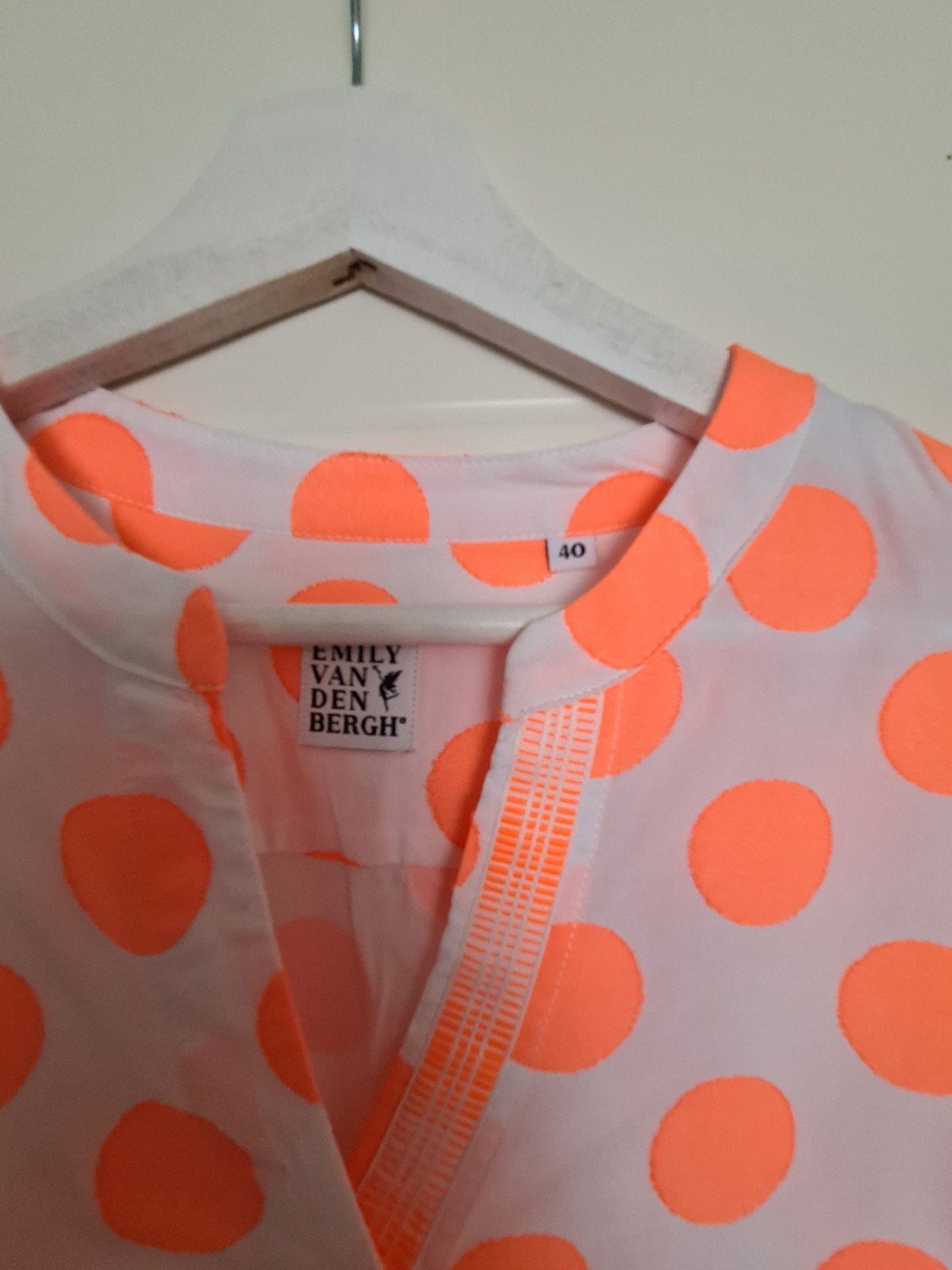Emily van den Bergh Blouse Oranje Stippen Maat 40, Maat 38/40 (M), Emily van den Bergh, Oranje, Ophalen of Verzenden