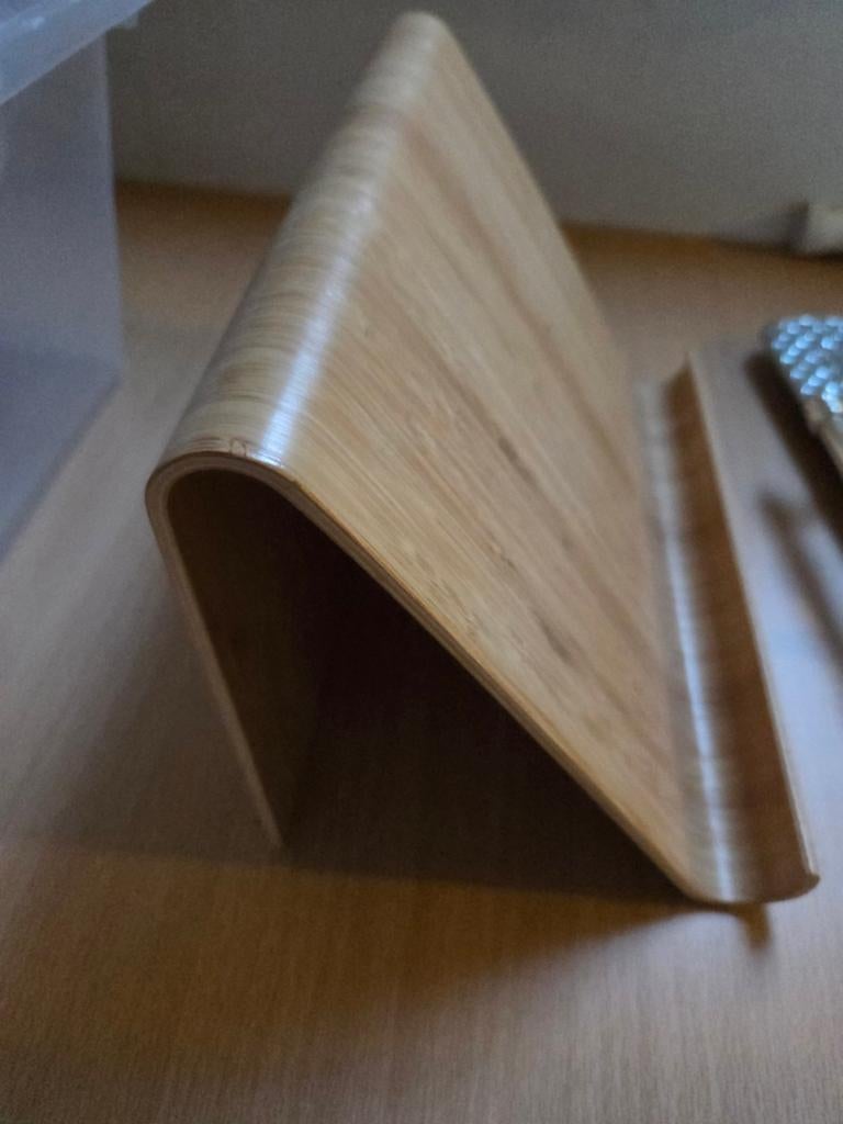 Houten standaard voor tablet/boek, Hout, Beige, Ophalen of Verzenden, Zo goed als nieuw