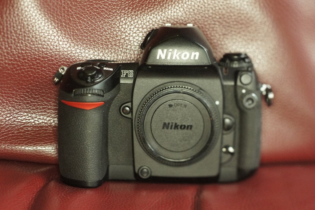 NIKON F6 voor onderdelen of vitrine, Ophalen of Verzenden, Niet werkend, Spiegelreflex, Nikon