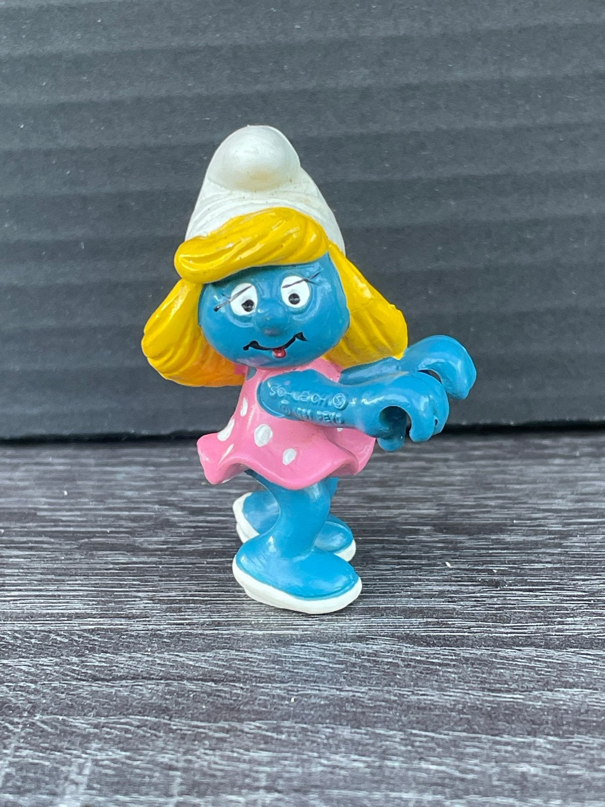 Smurfin Figuurtje - Vintage Smurf Collectible, Verzamelen, Smurfen, Ophalen of Verzenden, Gebruikt, Smurfin, Poppetje, Figuurtje of Knuffel