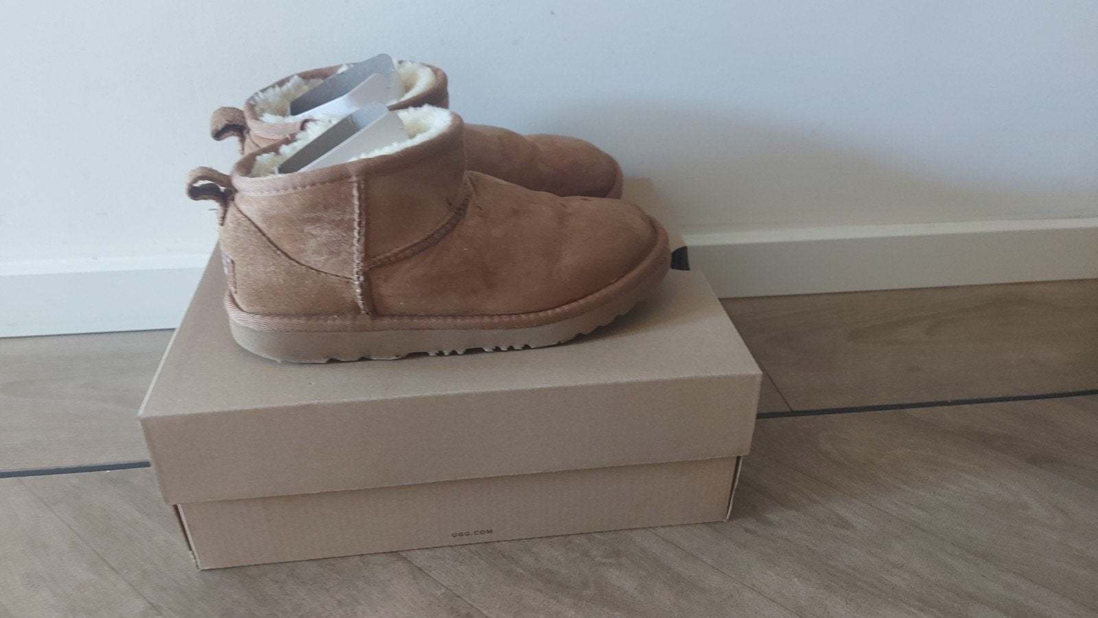 Ugg classic ultra mini, UGG, Jongetje of Meisje, Laarsjes, Ophalen of Verzenden
