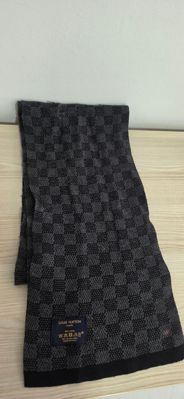 Louis Vuitton Sjaal - Damier Patroon, Louis Vuitton, Ophalen of Verzenden, Zo goed als nieuw, Sjaal