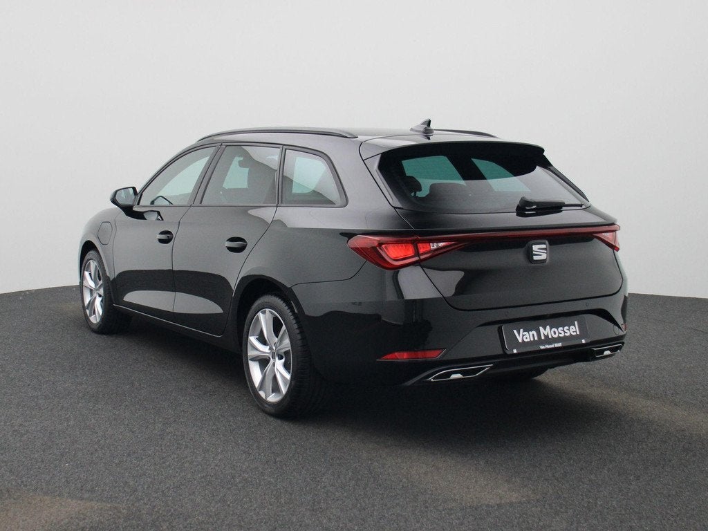 SEAT Leon Sportstourer 1.5 TSI e-Hybrid FR Business 204 PK |, Auto's, Seat, Stof, 4 cilinders, Plug-in hybride, Nieuw