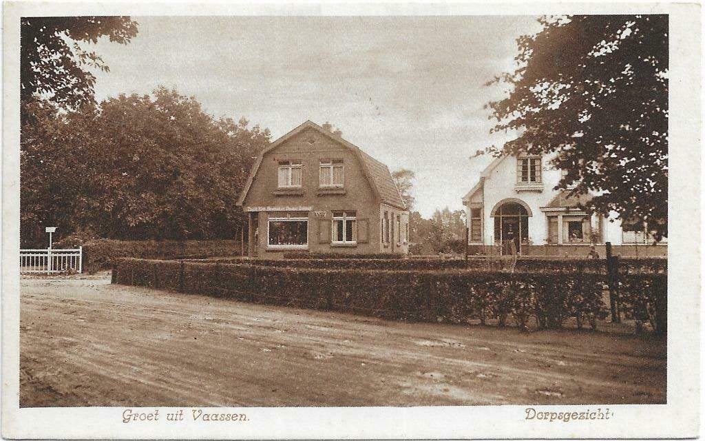 AK Vaassen - Dorpsgezicht, Verzamelen, Verzenden, 1920 tot 1940, Ongelopen, Gelderland