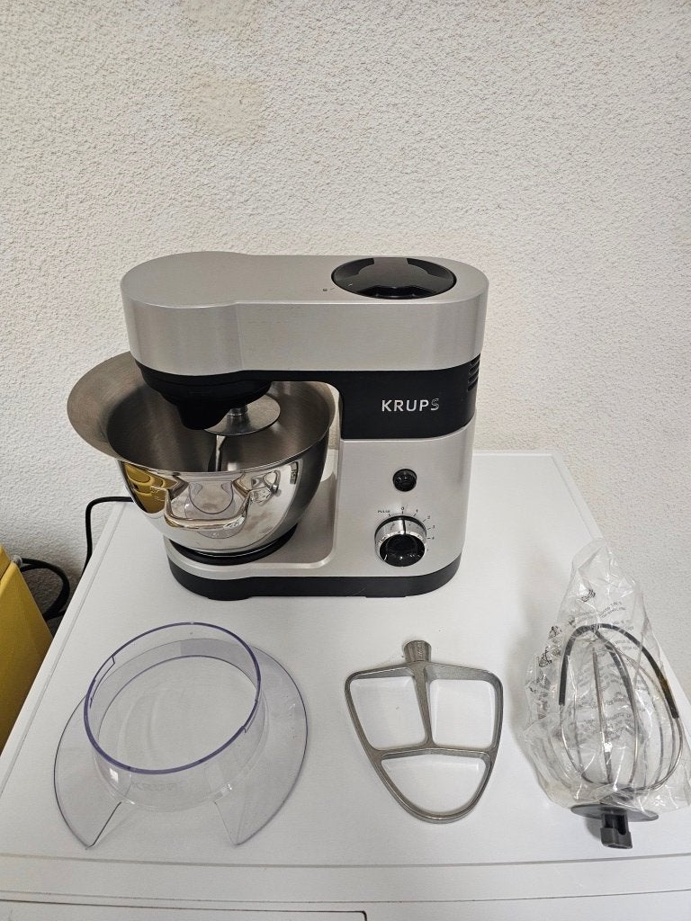 Krups keukenmachine voor €50,-, Ophalen, 4 liter of meer, Gebruikt, 3 snelheden of meer