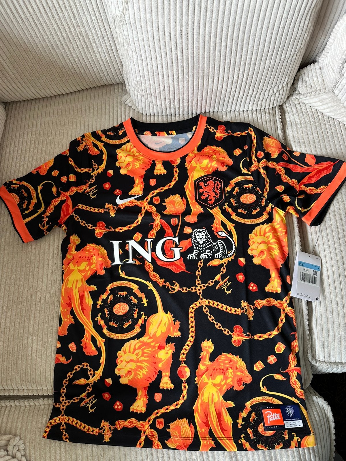 Nike x Patta wk shirt 2026, Ophalen of Verzenden, Nieuw, Maat 48/50 (M), Oranje