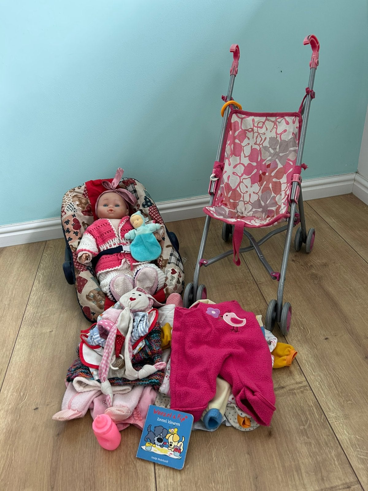 Baby annabel met accessoires, Ophalen of Verzenden, Zo goed als nieuw, Babypop