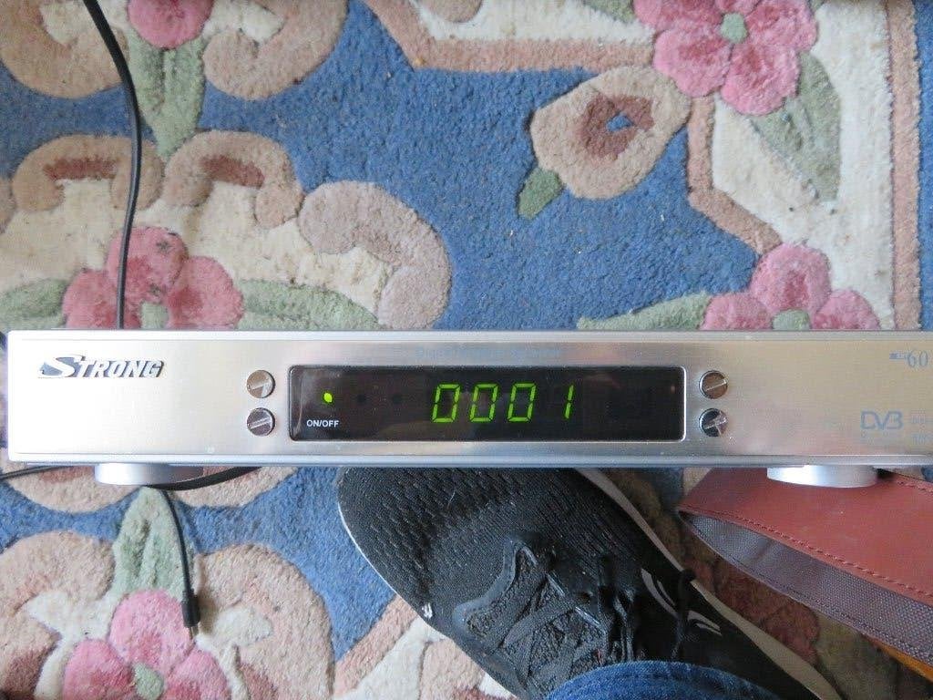 Sateliet ontvanger merk Strong, Ophalen of Verzenden, Gebruikt, Decoder