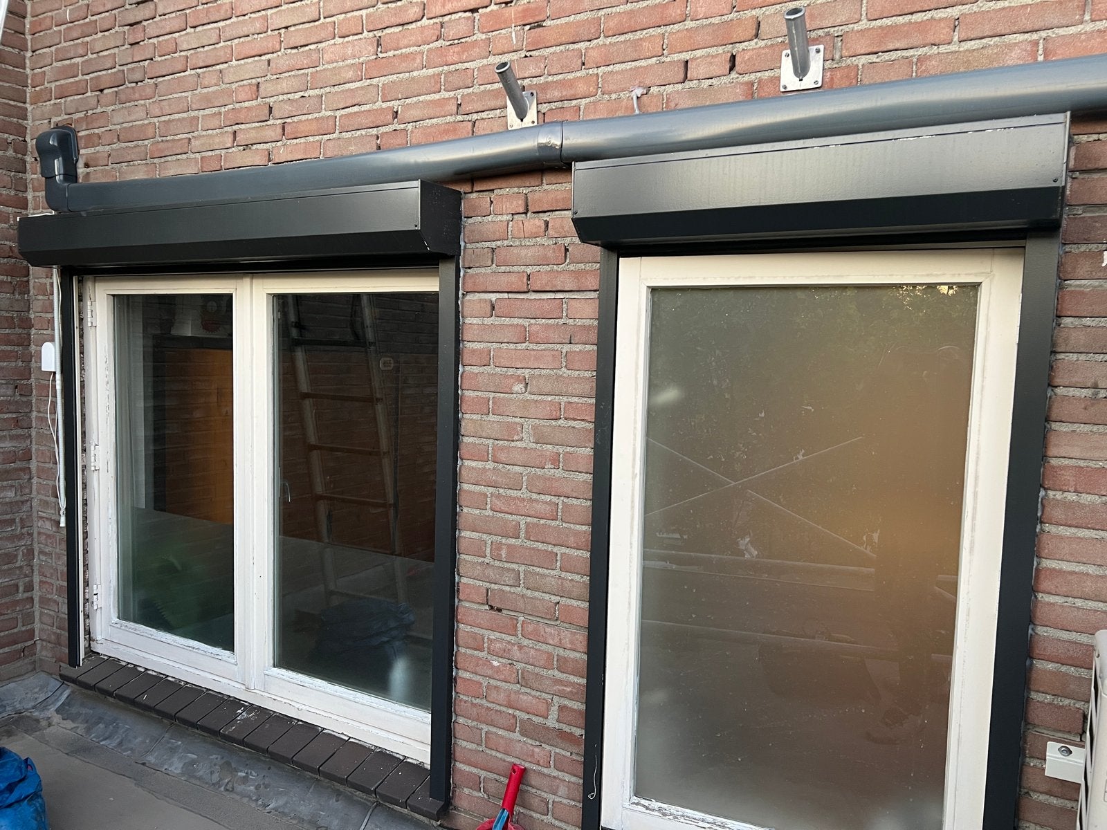 2x Rolluiken - antraciet ral7016, Doe-het-zelf en Verbouw, Rolluiken, Gebruikt, Ophalen of Verzenden, Elektrische bediening, 150 tot 200 cm