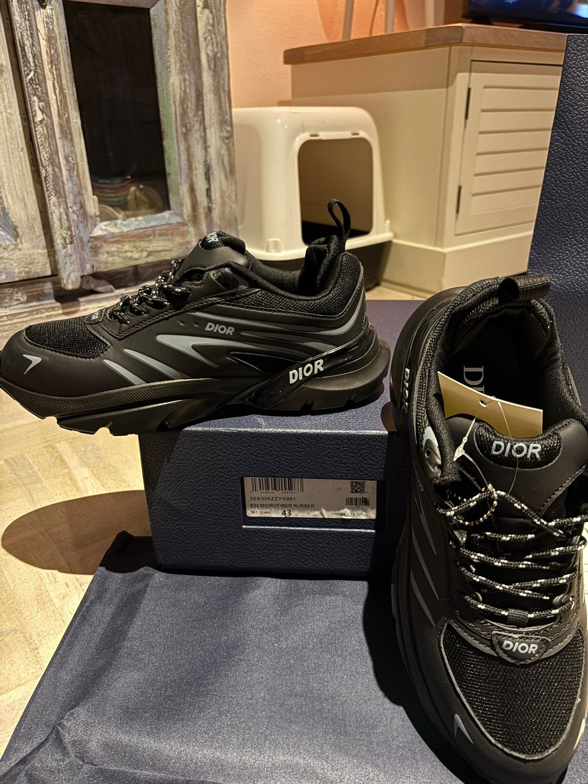 Dior b32 39 40 41 42 43 44, Ophalen of Verzenden, Zo goed als nieuw