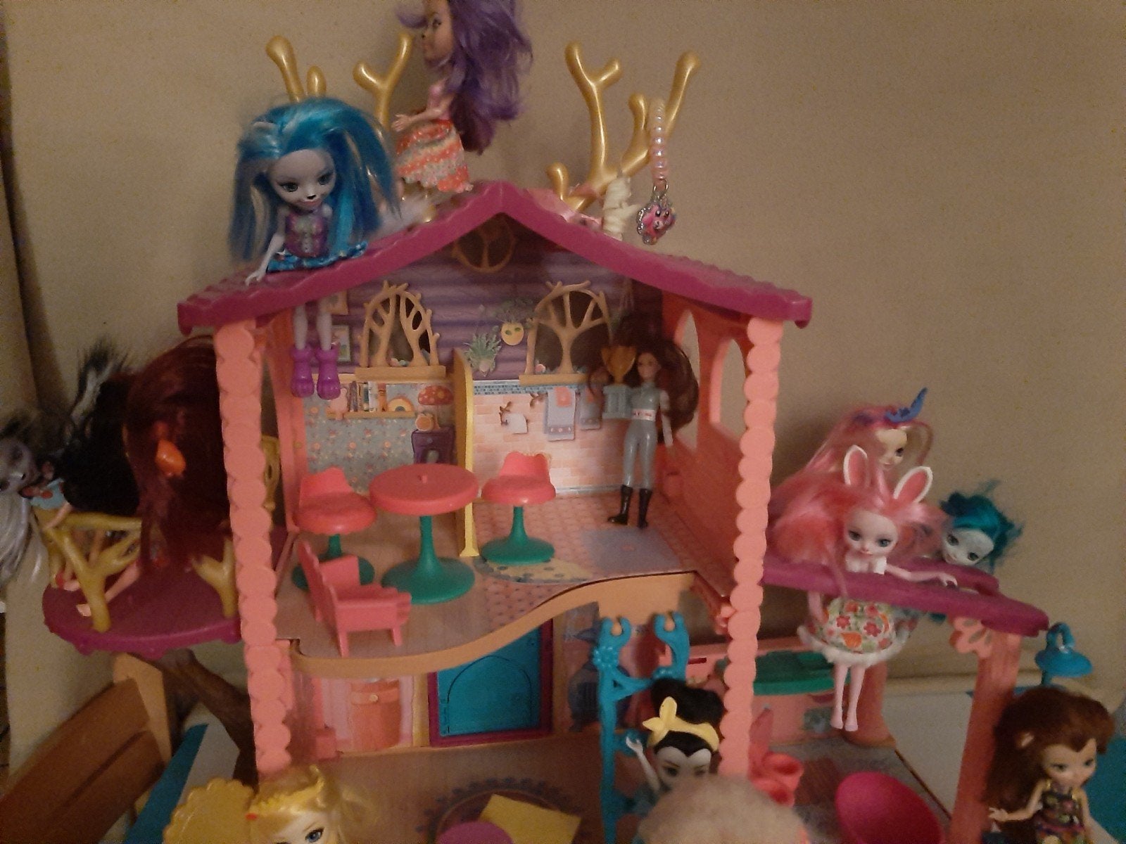 pOppen.huis, Ophalen, Poppenhuis