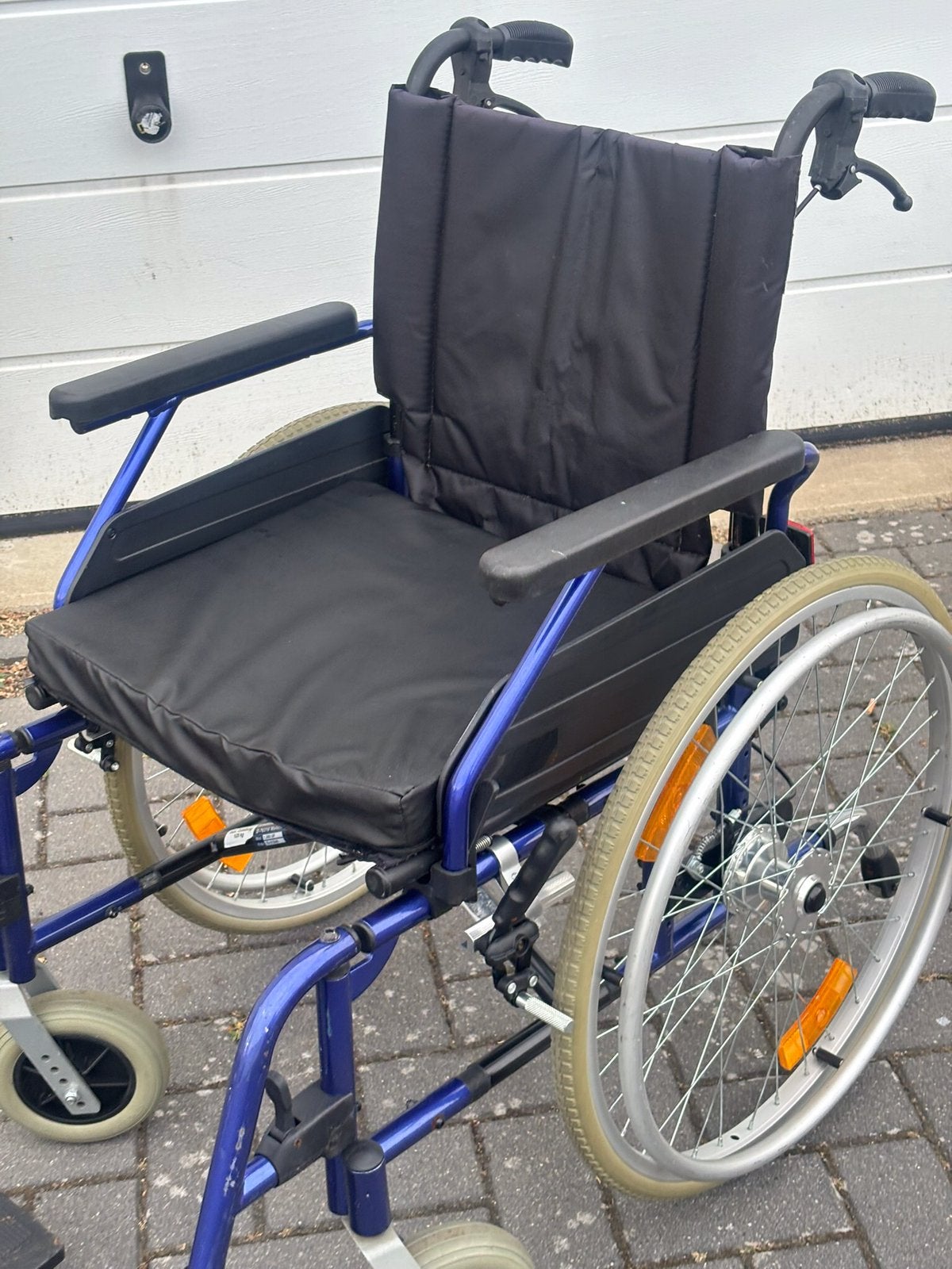 Inklapbare Rolstoel , duitse makelij , degelijk , stevig, Diversen, Rolstoelen, Gebruikt, Meer info ☎️0️⃣6️⃣➖2️⃣0️⃣9️⃣0️⃣1️⃣0️⃣4️⃣0️⃣