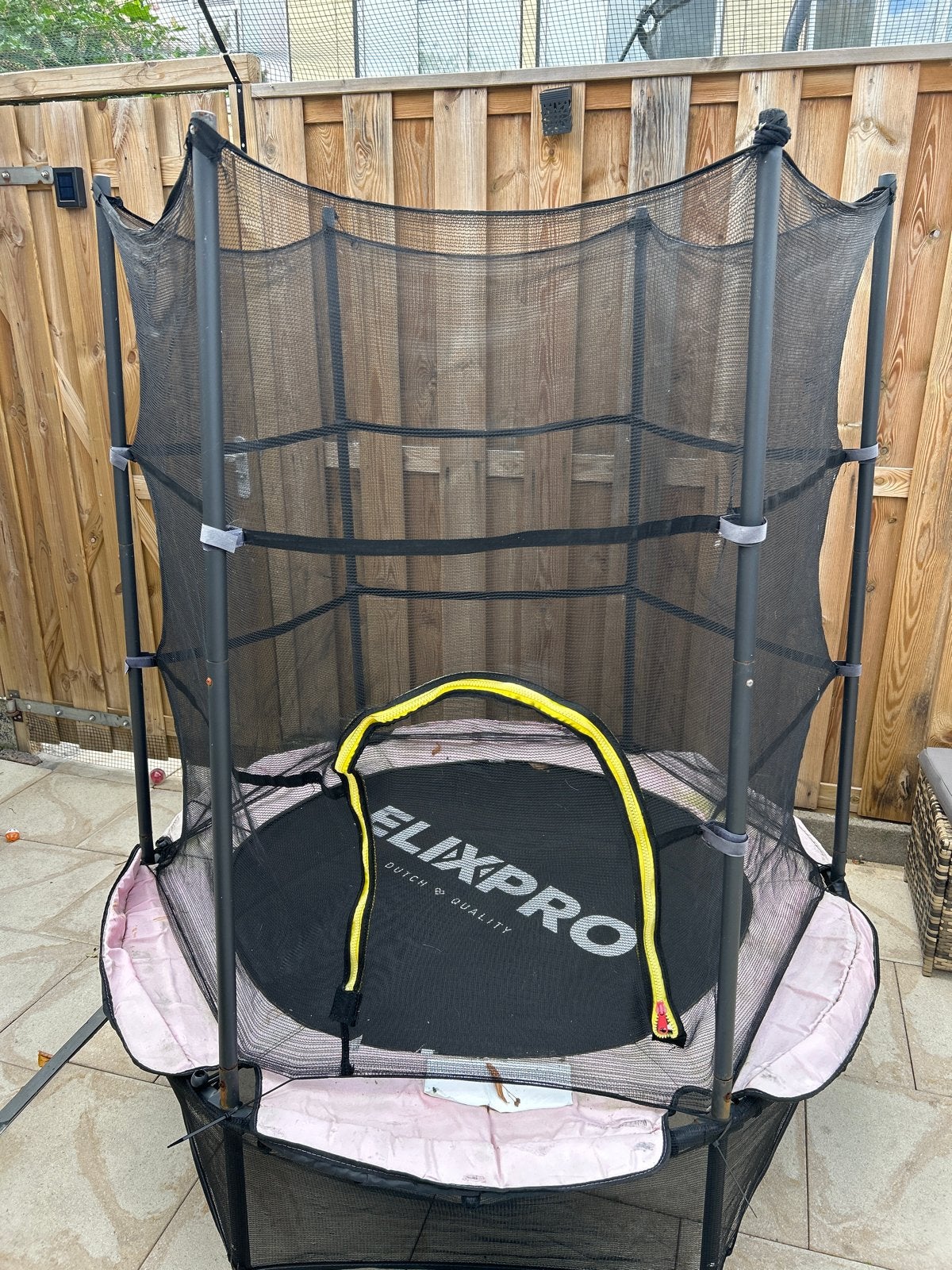 Trampoline met veiligheidsnet - ELIXPRO, Ophalen, Gebruikt