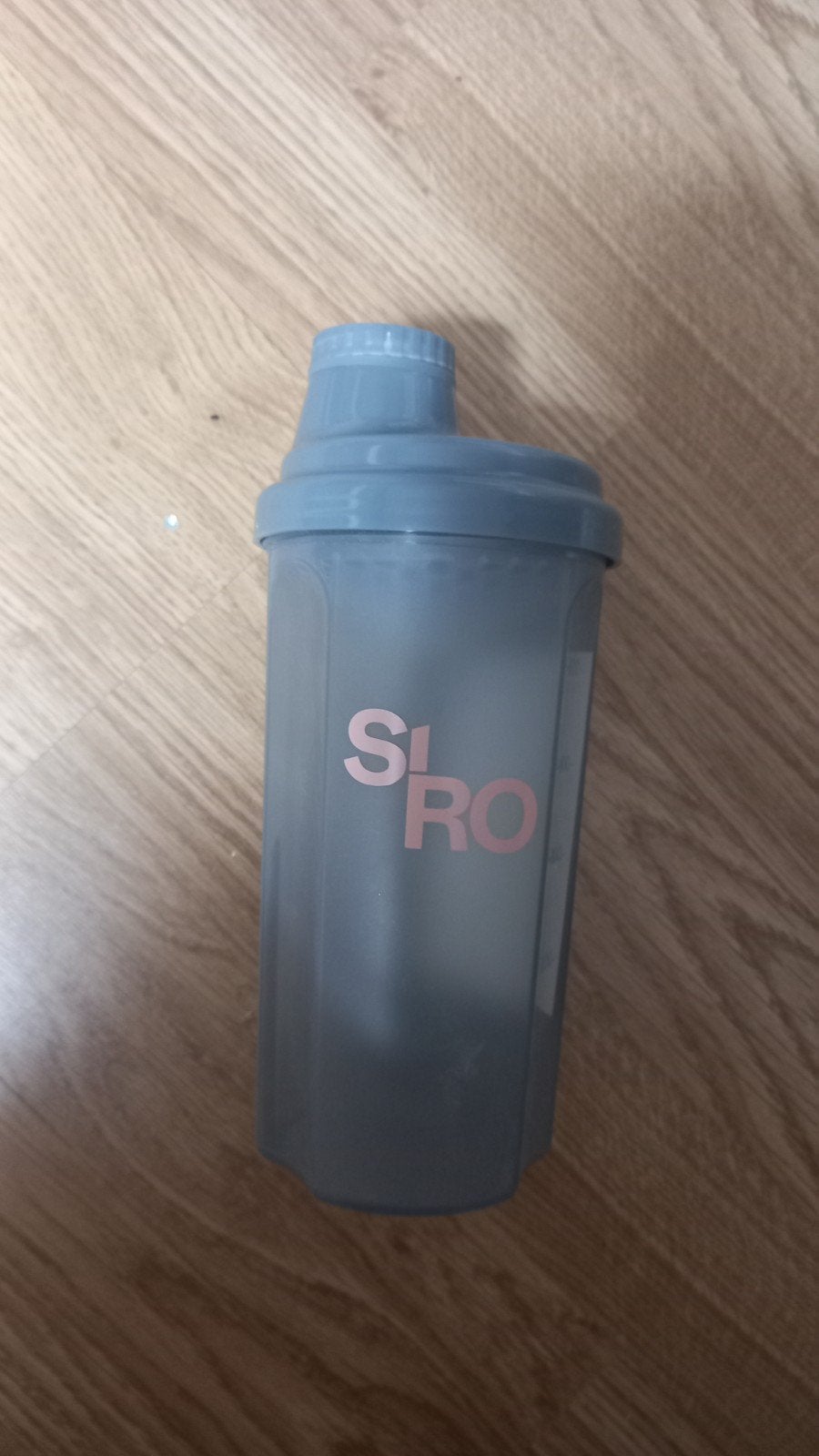Nieuwe kunststof shaker 500 ml, Ophalen of Verzenden, Nieuw