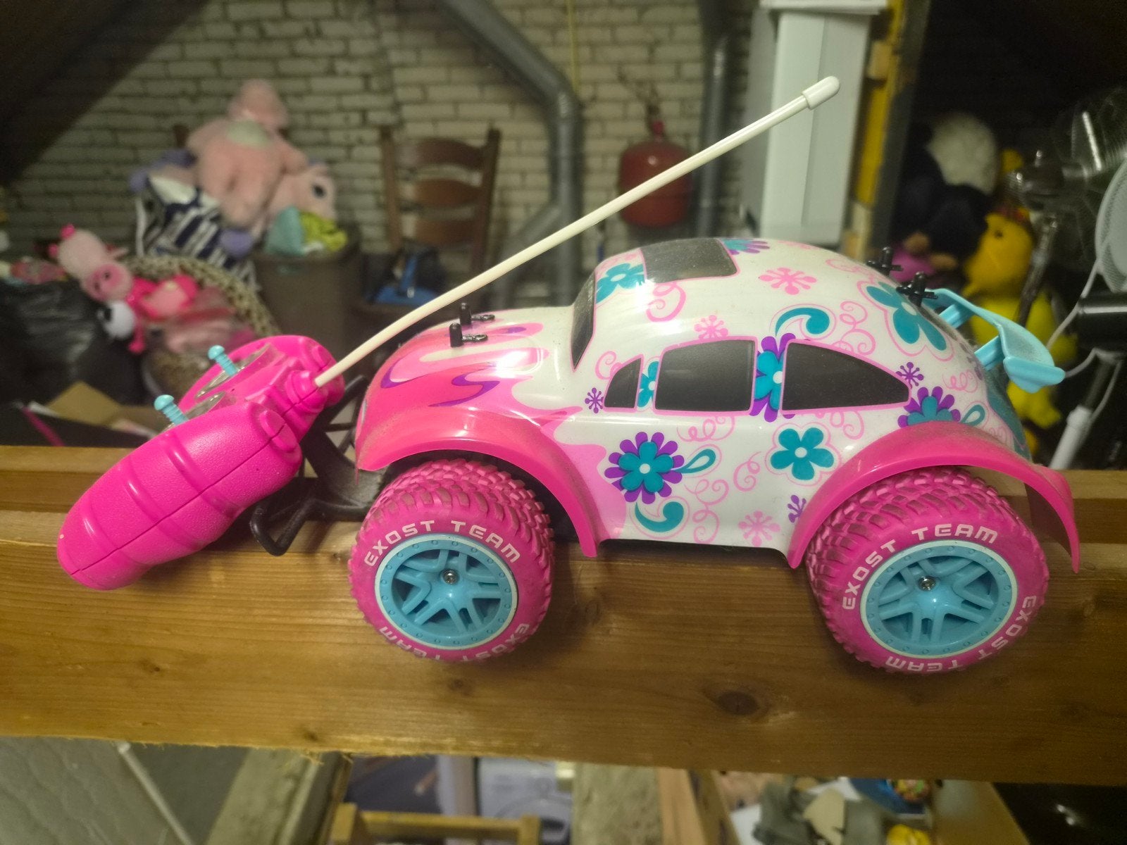 Roze RC Auto Exost Team met afstandsbediening, Hobby en Vrije tijd, Modelbouw | Radiografisch | Auto's, Gebruikt, Auto offroad