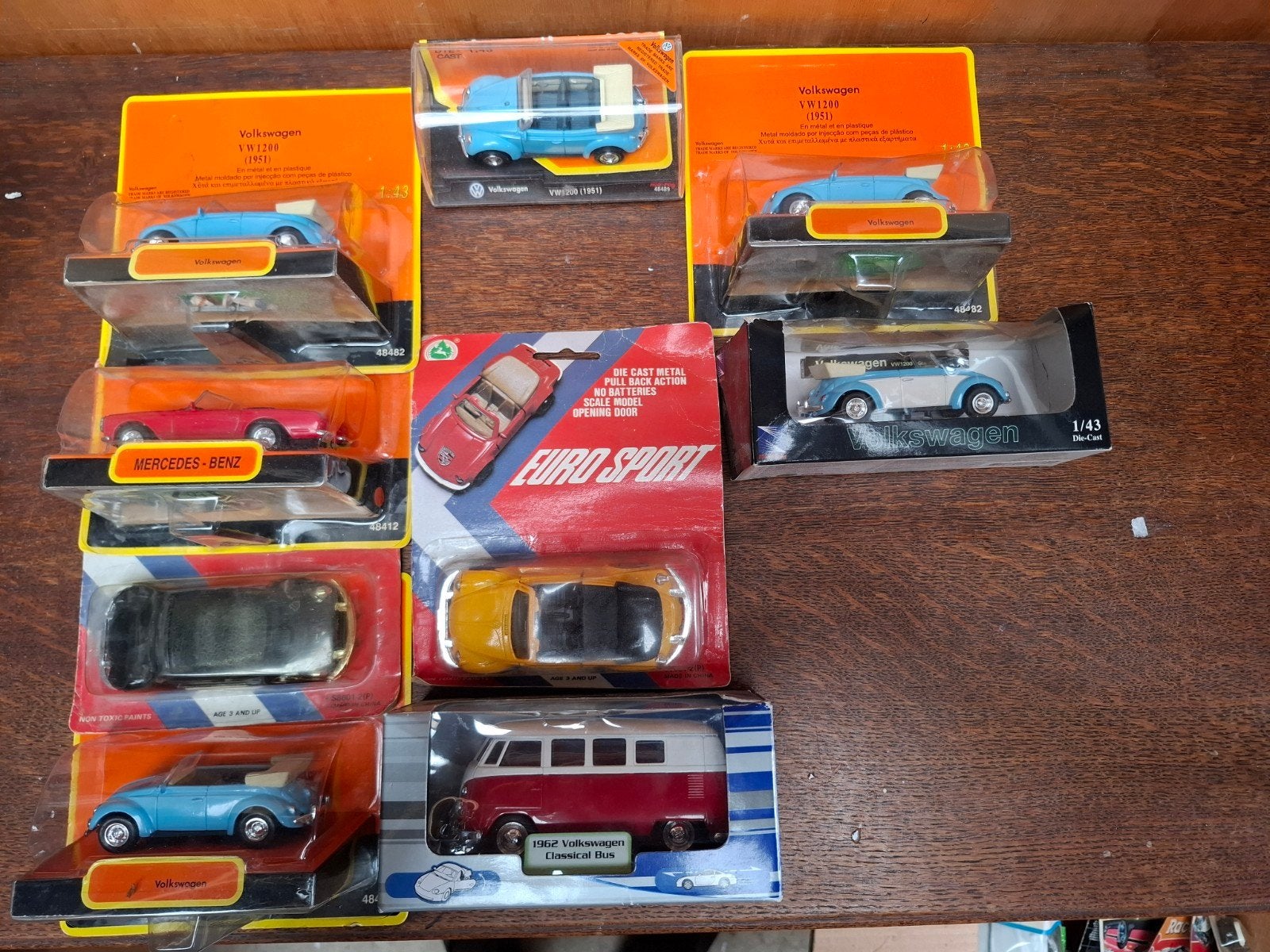 Verzameling van diverse modelauto's en busjes, Hobby en Vrije tijd, Ophalen of Verzenden, Gebruikt, Auto