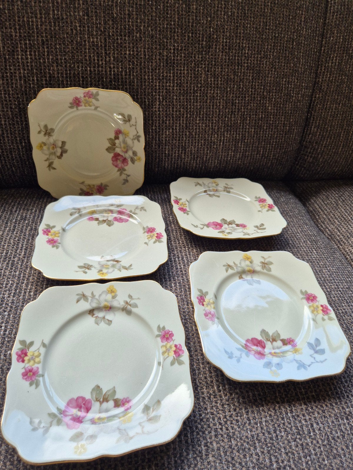 5 Hutschenreuther Hohenberg gebakschotels met bloemmotief, Antiek en Kunst, Ophalen of Verzenden