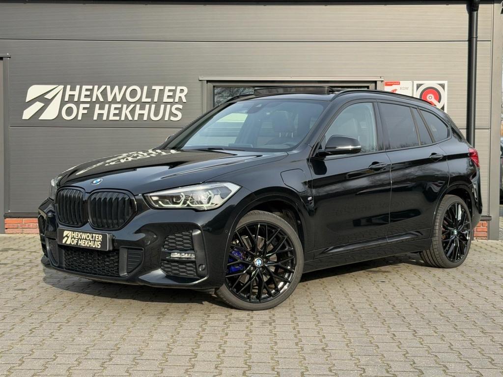 BMW X1 xDrive25e M-Sport | Panodak | Camera | Harman/Kardon, Stof, Gebruikt, Zwart, Bedrijf