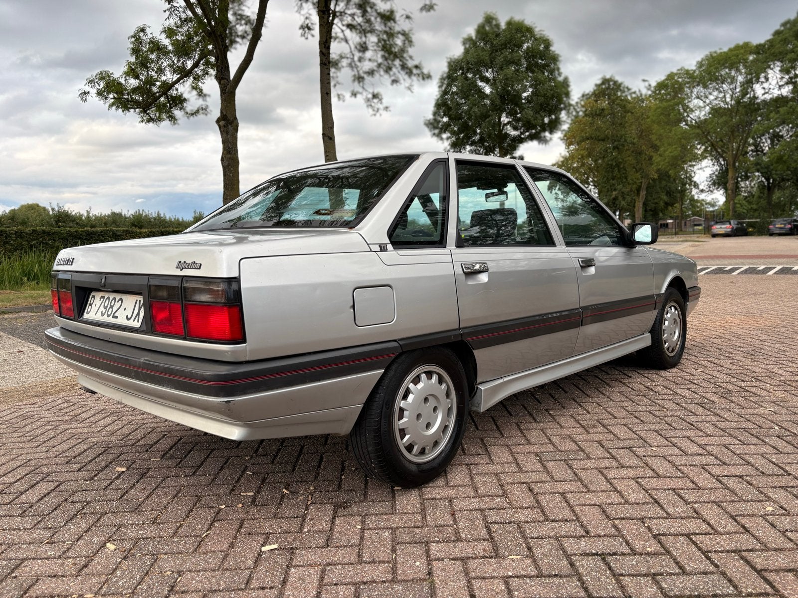 Renault 21 2.0 ti injection met airco !, foto 4