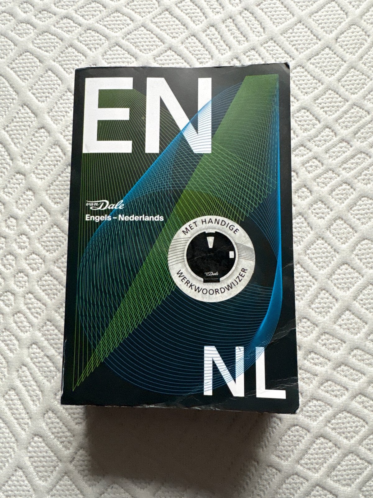 Van Dale Engels-Nederlands woordenboek met werkwoordwijzer, Boeken, Gelezen, Ophalen of Verzenden, Van Dale, Engels