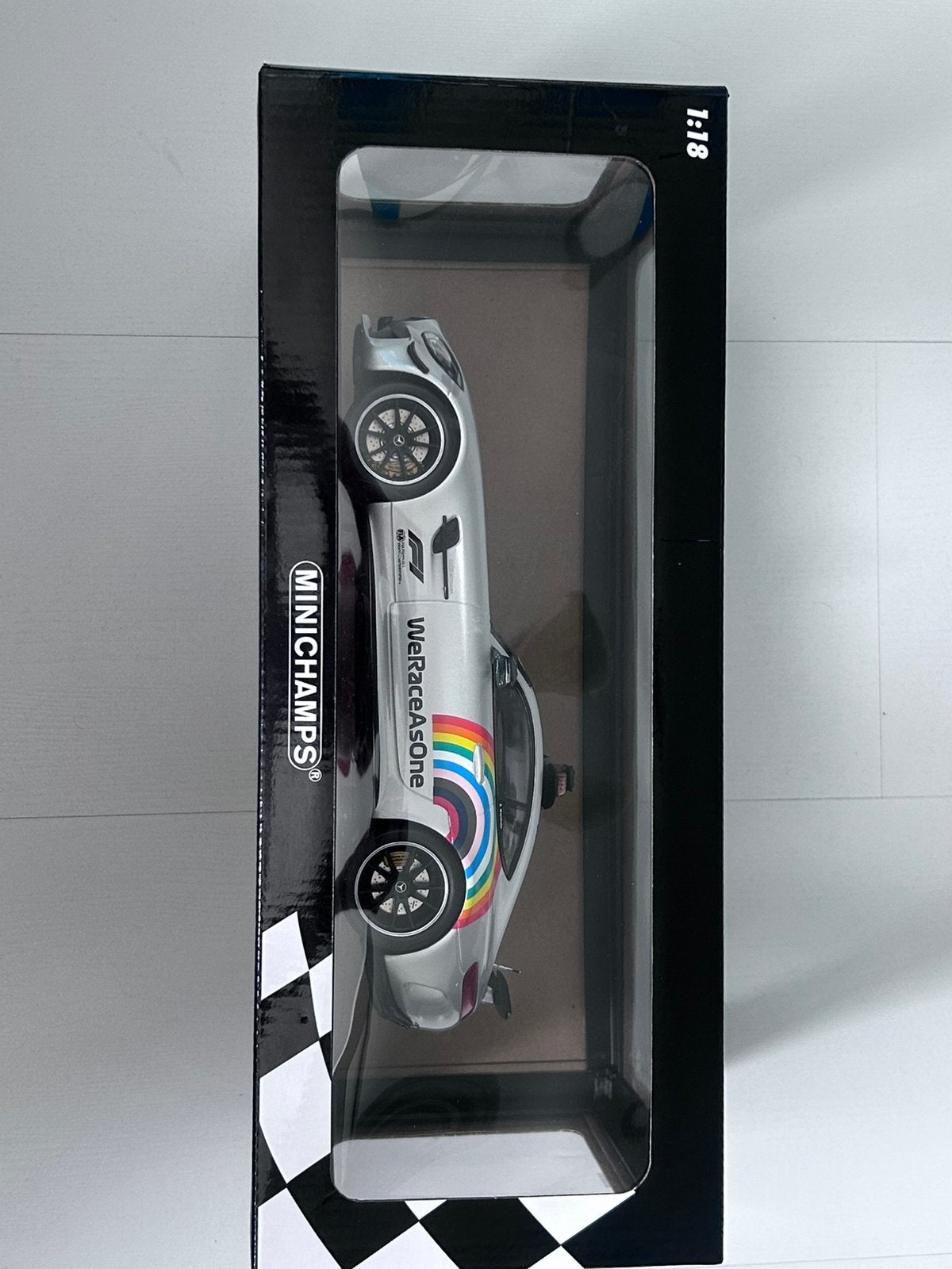 Mercedes-AMG GTR formule 1 safety car 1/2020, Ophalen, Zo goed als nieuw