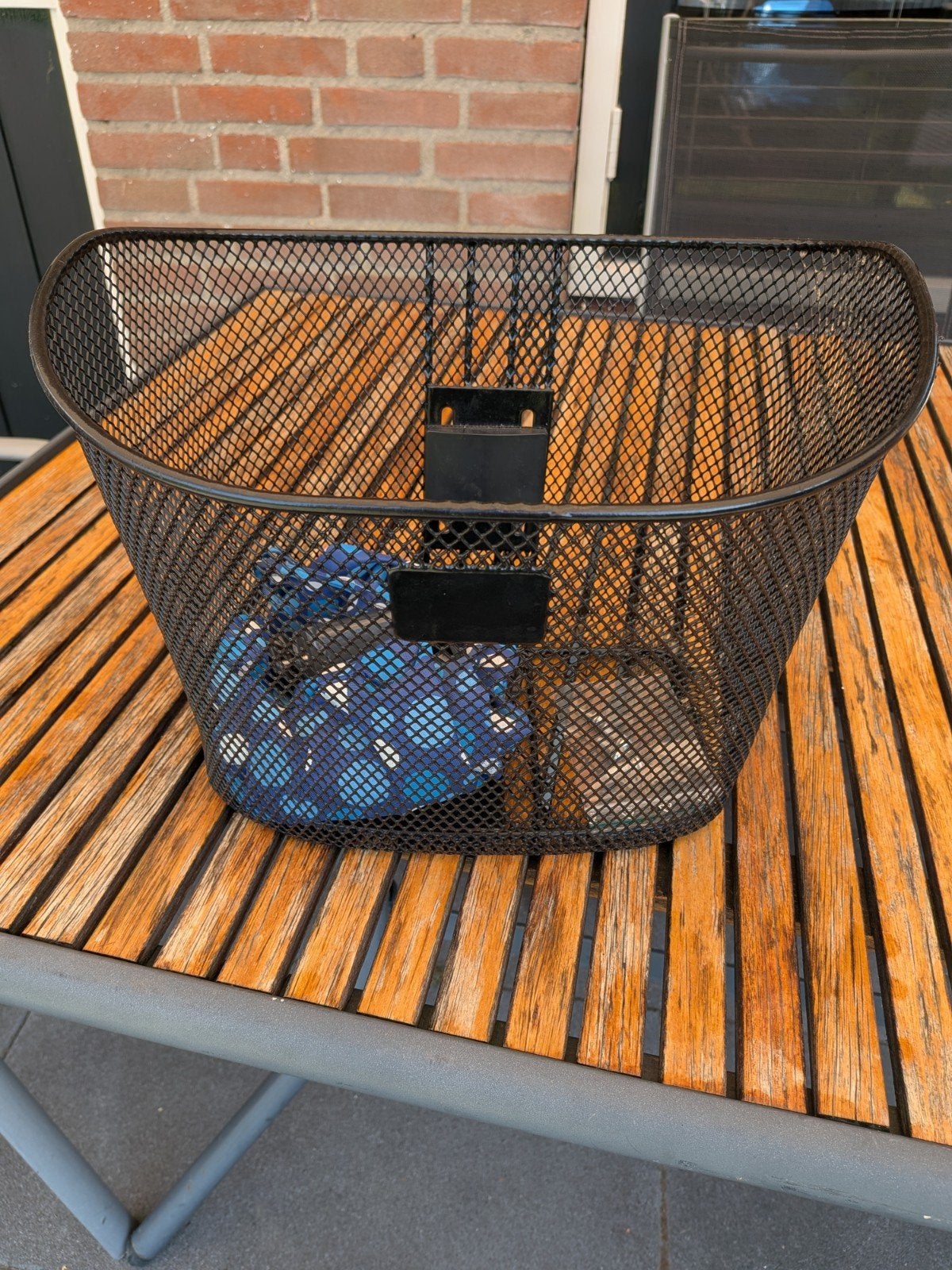 Zwarte fietsmand met blauw gestippelde hoes, Ophalen, Zo goed als nieuw, Fietsmand