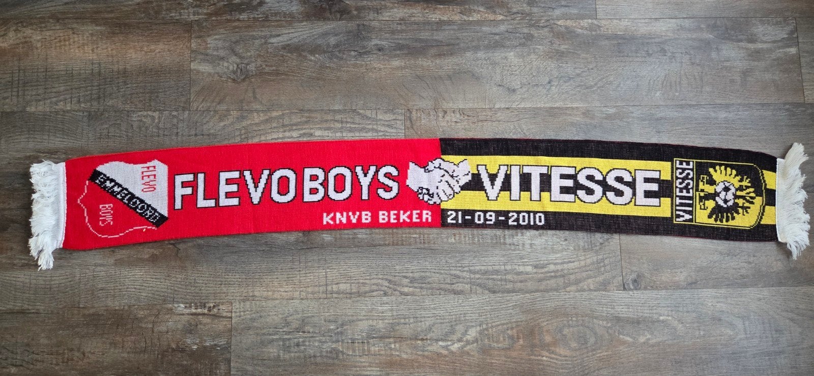 Sjaal Flevo Boys - Vitesse, Ophalen of Verzenden, Zo goed als nieuw, Vitesse, Vaantje of Sjaal