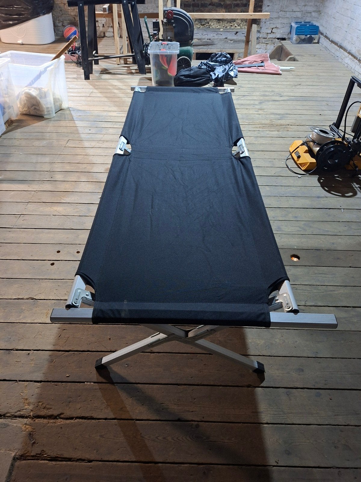 2x Campingbed / Veldbed - Zo goed als nieuw, Caravans en Kamperen, Luchtbedden, Ophalen, Zo goed als nieuw, 1-persoons
