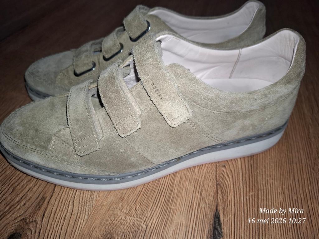 Nubikk 41, Kleding | Dames, Schoenen, Ophalen of Verzenden, Zo goed als nieuw, Sneakers of Gympen